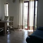 Apartment Morska Vila