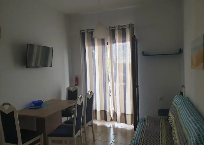 Morska Vila Апартаменты Вир